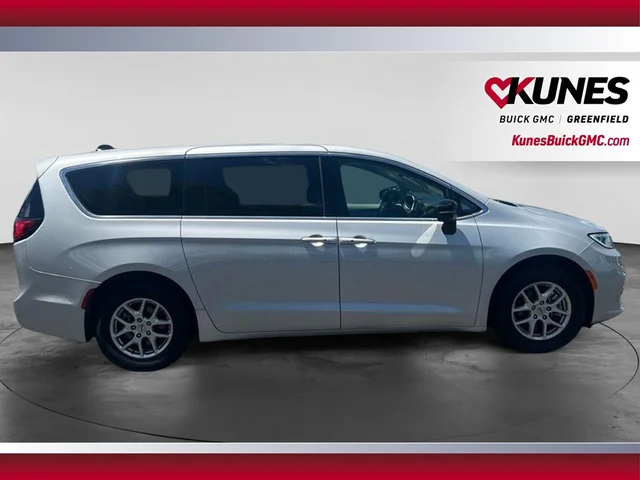 SEMINUEVOS CHRYSLER Pacifica a Estados en autogozo