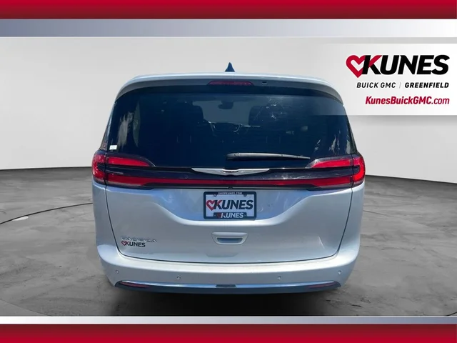 SEMINUEVOS CHRYSLER Pacifica a Estados en autogozo