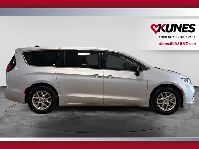 SEMINUEVOS CHRYSLER Pacifica a Estados en autogozo