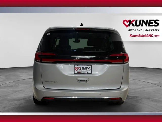 SEMINUEVOS CHRYSLER Pacifica a Estados en autogozo