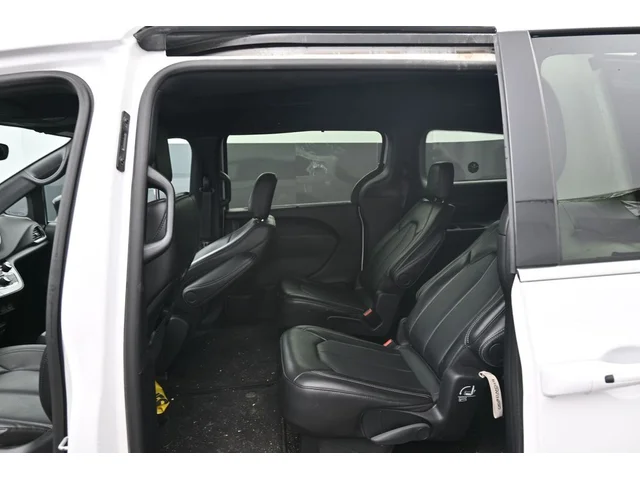 SEMINUEVOS CHRYSLER Pacifica a Estados en autogozo