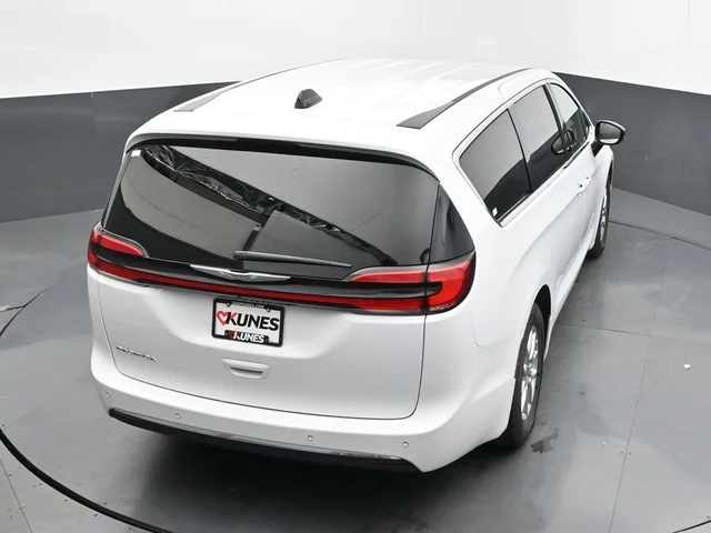 SEMINUEVOS CHRYSLER Pacifica a Estados en autogozo
