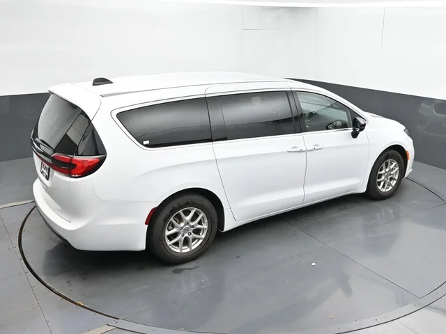 SEMINUEVOS CHRYSLER Pacifica a Estados en autogozo
