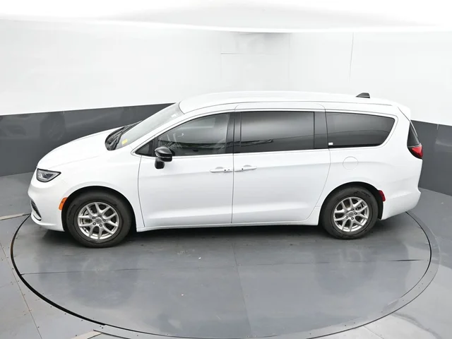 SEMINUEVOS CHRYSLER Pacifica a Estados en autogozo