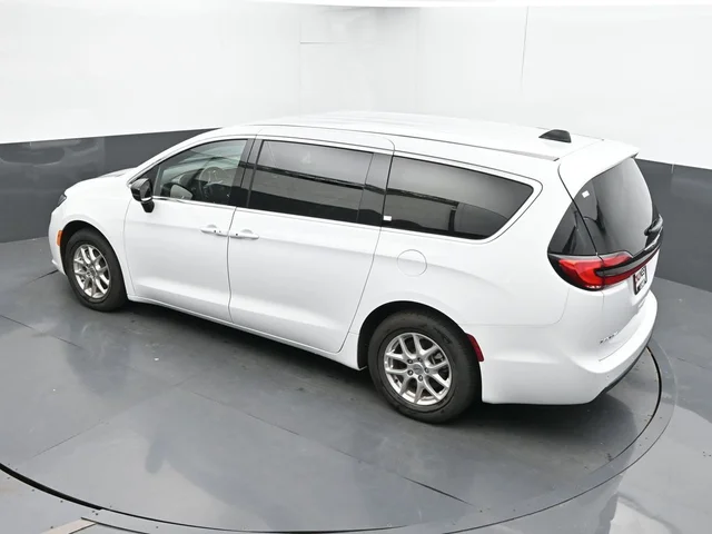SEMINUEVOS CHRYSLER Pacifica a Estados en autogozo