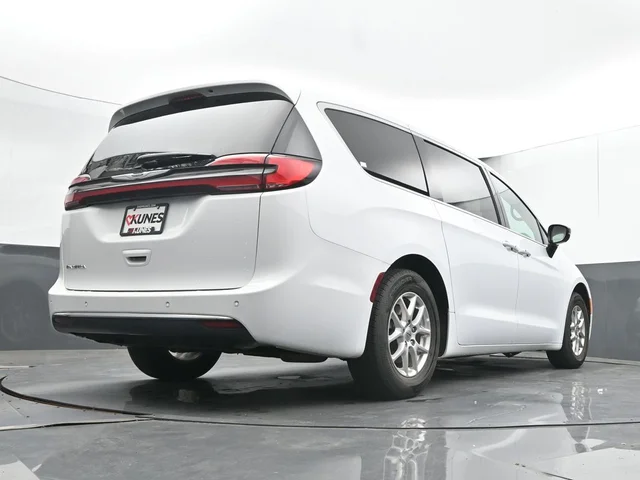 SEMINUEVOS CHRYSLER Pacifica a Estados en autogozo