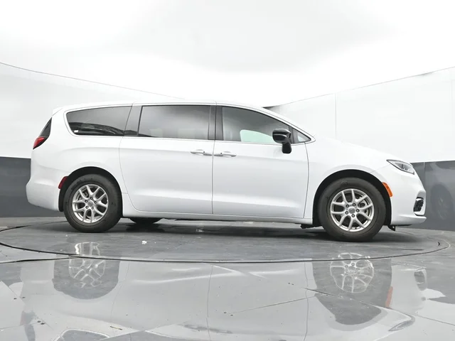 SEMINUEVOS CHRYSLER Pacifica a Estados en autogozo