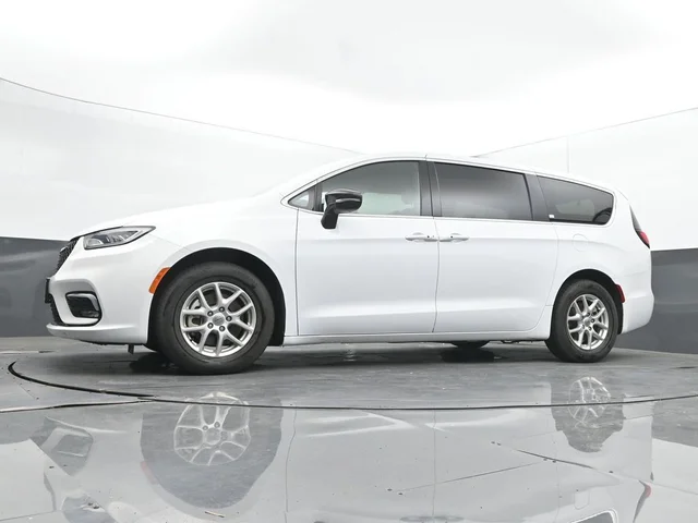 SEMINUEVOS CHRYSLER Pacifica a Estados en autogozo
