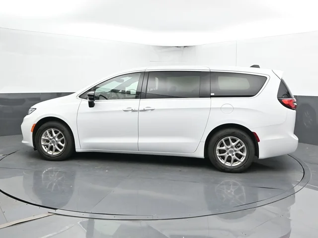 SEMINUEVOS CHRYSLER Pacifica a Estados en autogozo
