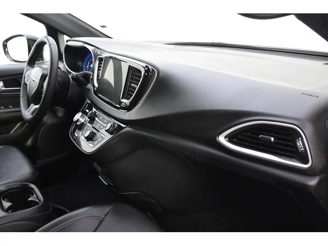 SEMINUEVOS CHRYSLER Pacifica a Estados en autogozo