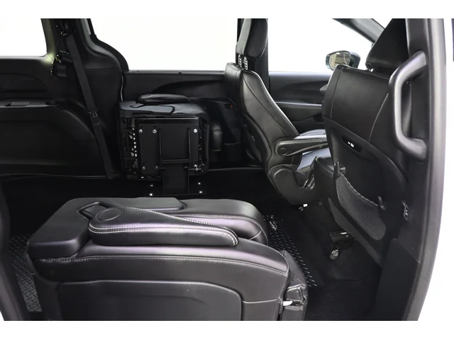 SEMINUEVOS CHRYSLER Pacifica a Estados en autogozo