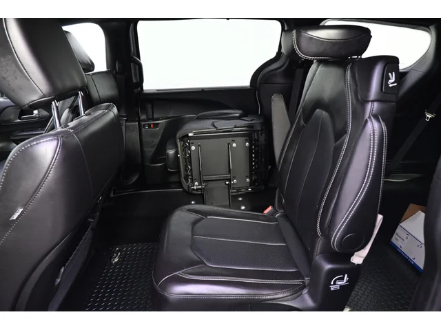 SEMINUEVOS CHRYSLER Pacifica a Estados en autogozo