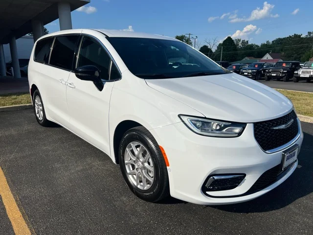 Nuevos CHRYSLER PACIFICA à Estados chez autogozo