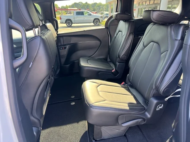 Nuevos CHRYSLER PACIFICA à Estados chez autogozo