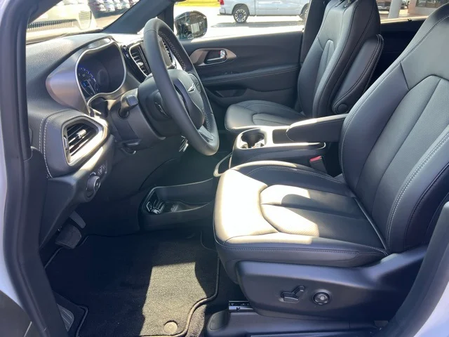 Nuevos CHRYSLER PACIFICA à Estados chez autogozo