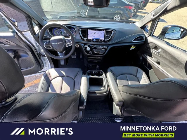 SEMINUEVOS CHRYSLER Pacifica a Estados en autogozo