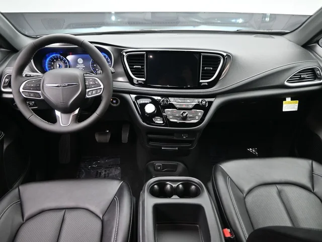 Nuevos CHRYSLER PACIFICA à Estados chez autogozo