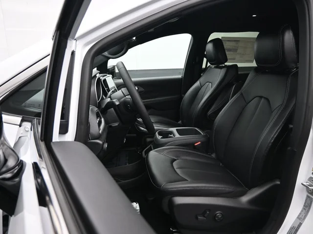 Nuevos CHRYSLER PACIFICA à Estados chez autogozo