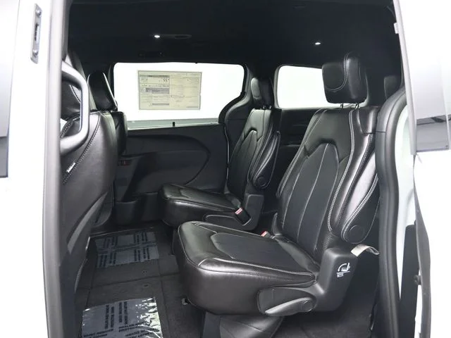 Nuevos CHRYSLER PACIFICA à Estados chez autogozo
