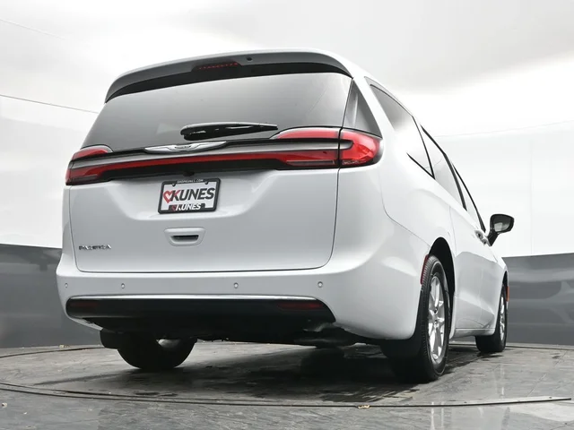 Nuevos CHRYSLER PACIFICA à Estados chez autogozo