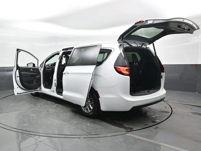 Nuevos CHRYSLER PACIFICA à Estados chez autogozo