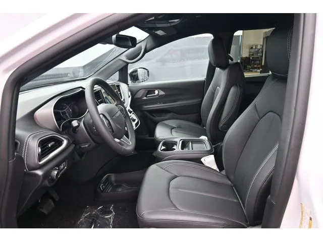 Nuevos CHRYSLER PACIFICA à Estados chez autogozo