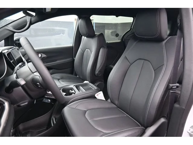 Nuevos CHRYSLER PACIFICA à Estados chez autogozo