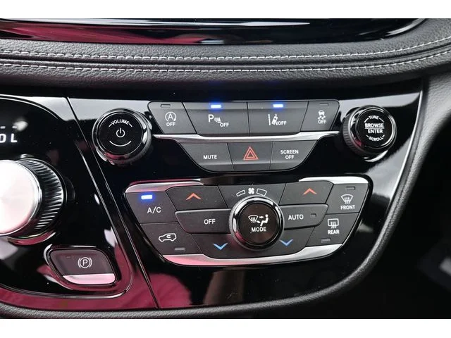 Nuevos CHRYSLER PACIFICA à Estados chez autogozo