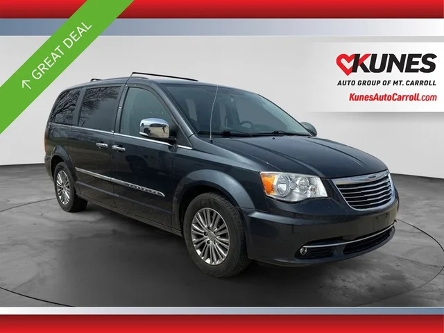 SEMINUEVOS CHRYSLER Town & Country a Estados en autogozo