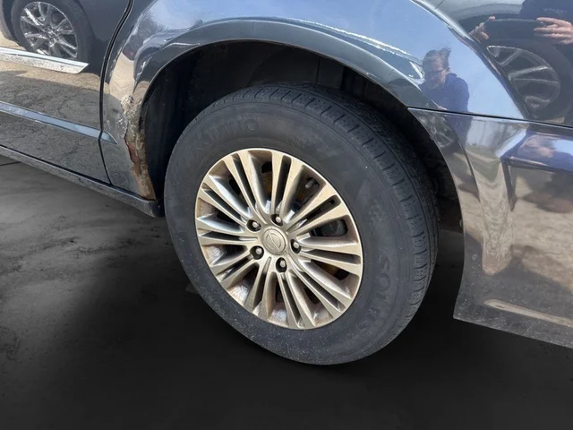 SEMINUEVOS CHRYSLER Town & Country a Estados en autogozo