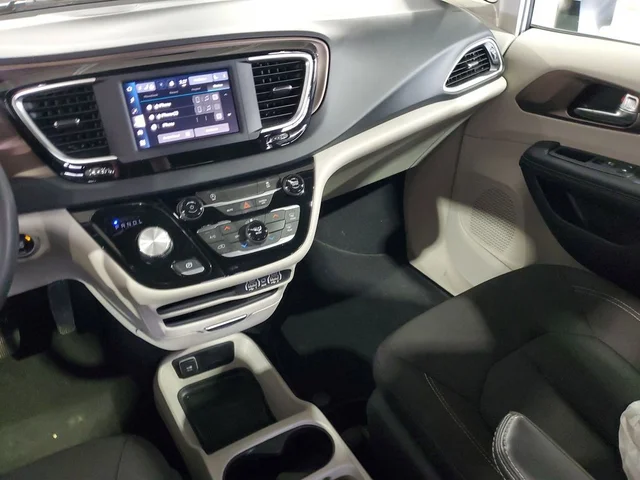 SEMINUEVOS CHRYSLER Voyager a Estados en autogozo