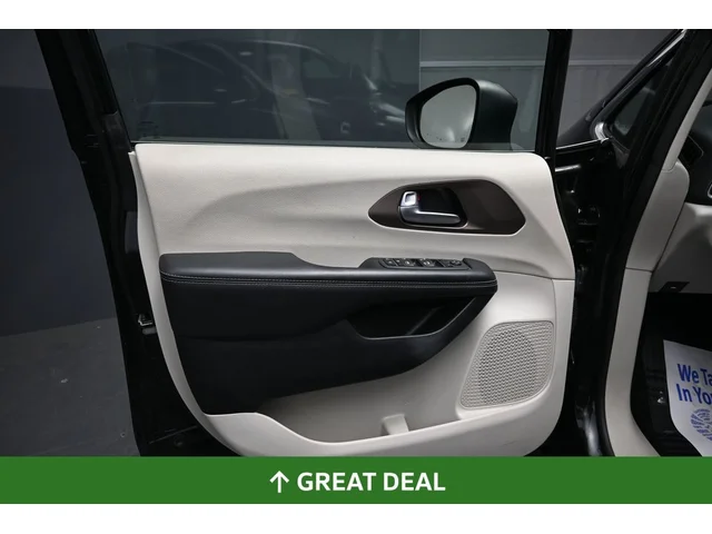 SEMINUEVOS CHRYSLER Voyager a Estados en autogozo