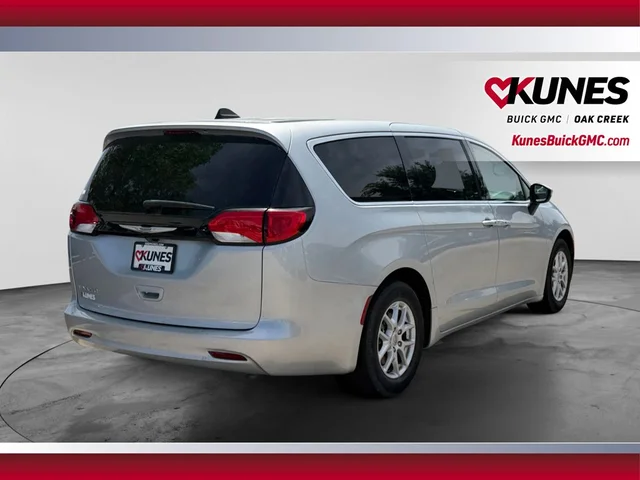 SEMINUEVOS CHRYSLER Voyager a Estados en autogozo