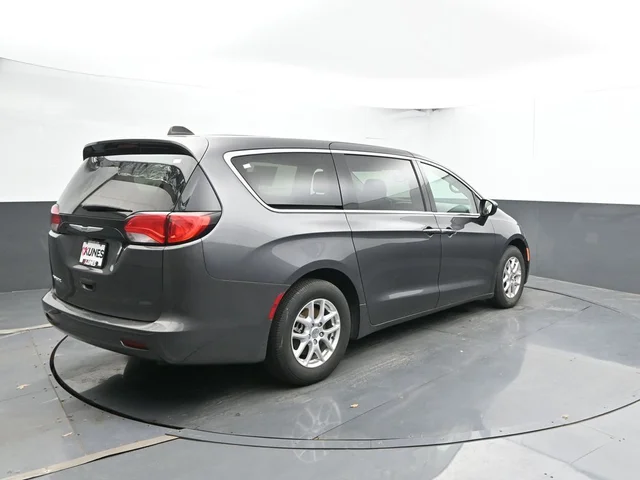 SEMINUEVOS CHRYSLER Voyager a Estados en autogozo