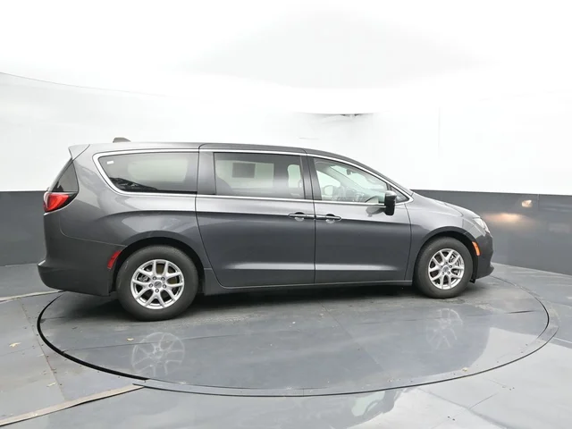 SEMINUEVOS CHRYSLER Voyager a Estados en autogozo