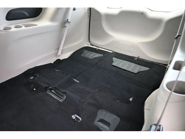 SEMINUEVOS CHRYSLER Voyager a Estados en autogozo