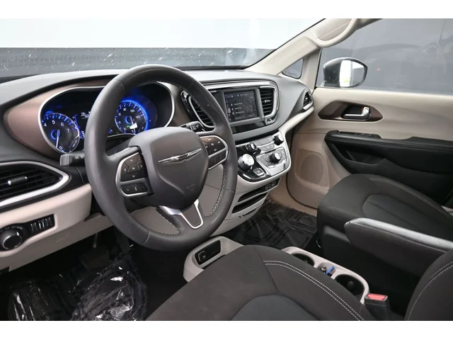 SEMINUEVOS CHRYSLER Voyager a Estados en autogozo