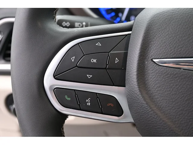 SEMINUEVOS CHRYSLER Voyager a Estados en autogozo