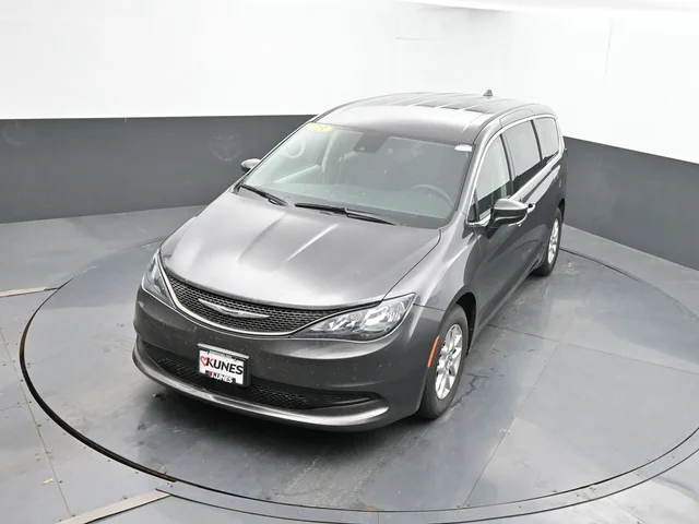 SEMINUEVOS CHRYSLER Voyager a Estados en autogozo
