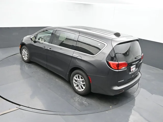 SEMINUEVOS CHRYSLER Voyager a Estados en autogozo
