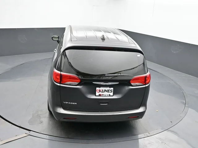 SEMINUEVOS CHRYSLER Voyager a Estados en autogozo