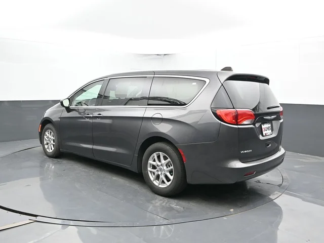 SEMINUEVOS CHRYSLER Voyager a Estados en autogozo