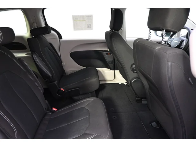 SEMINUEVOS CHRYSLER Voyager a Estados en autogozo