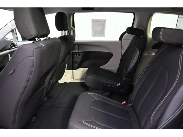 SEMINUEVOS CHRYSLER Voyager a Estados en autogozo