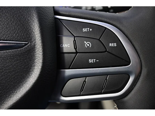 SEMINUEVOS CHRYSLER Voyager a Estados en autogozo