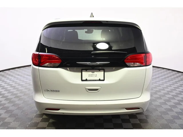 SEMINUEVOS CHRYSLER Voyager a Estados en autogozo