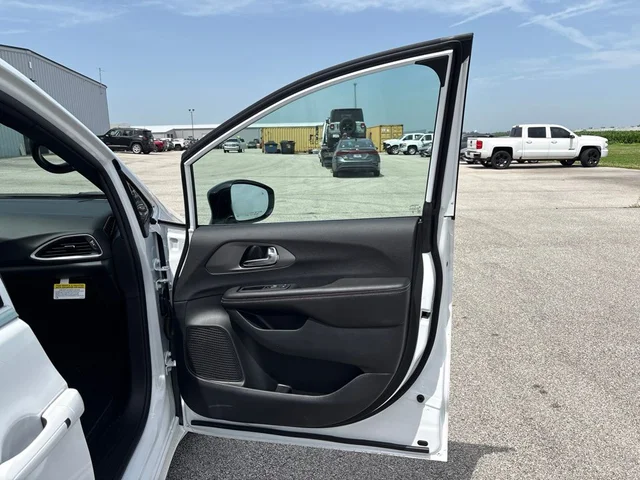Nuevos CHRYSLER PACIFICA à Estados chez autogozo
