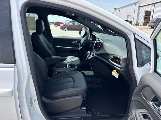 Nuevos CHRYSLER PACIFICA à Estados chez autogozo
