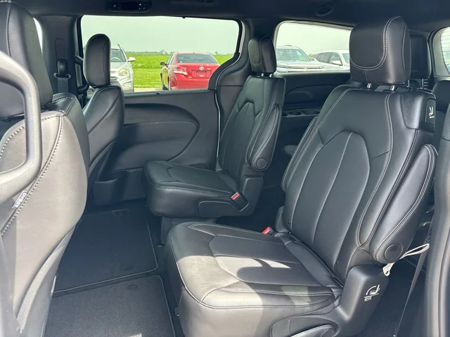 Nuevos CHRYSLER PACIFICA à Estados chez autogozo