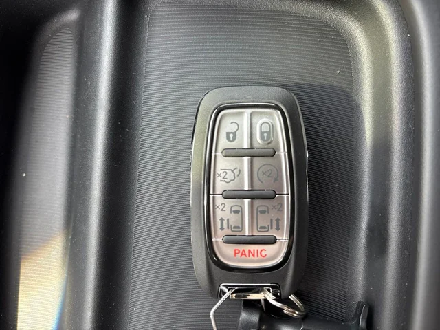 Nuevos CHRYSLER PACIFICA à Estados chez autogozo